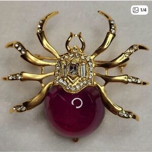 Gold-Tone Spider Brooch with Deep Magenta Cabochon and Crystals
